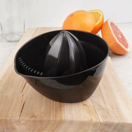 Vilde Lemon Juicer Citrus Juicer Manual Hand Operated for Large Fruits Grapefruits Orange Black with Spout Handle