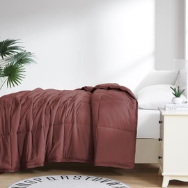 Southshore Fine Living, Inc. Queen Comforter, Full Size Comforters, Fluffy Down Alternative Marsala Bedding Comforter, Queen Size/Full, Pet Hair Resistant Bedding, Wrinkle-Free, Marsala