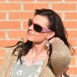 Hornz Pink Camouflage Polarised Sunglasses Country Girl Style Camo & Free Matching Microfiber Pouch – Pink Camo Frame – Amber Lens