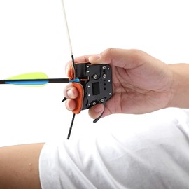 Yuehuamech Archery Finger Tab Shooting Finger Tab Aluminum Plate Cow Leather Adjustable Finger Protector Guard for LH/RH Recurve Bow Archery Competition Hunting