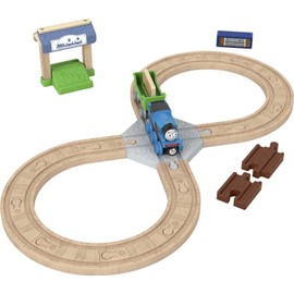 Thomas & Friends Wooden Railway Toy Train Set, Figure 8 Track Pack with Wood Engine for Pretend Play Preschool Kids Ages 3+ Years