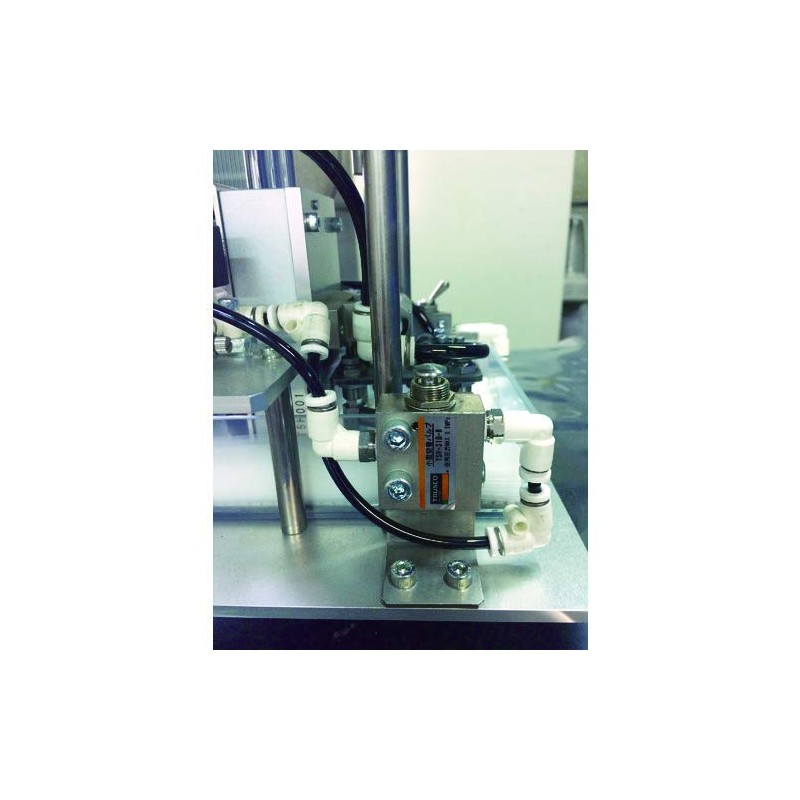 TRUSCO TSV-41B-6 4-Way Small Switching Valve, 5 Ports, 1/8 Button