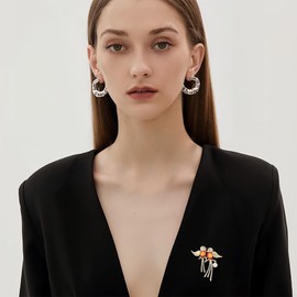 EMEGCY Love Birds Brooch for Women Rhinestone Birds Brooch Pin Gold Plated Birds Lapel Pin Red Agate Birds Jewelry for Girlfriend Wife