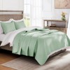 Exclusivo Mezcla Reversible Full Queen Quilt Bedding Set with Pillow