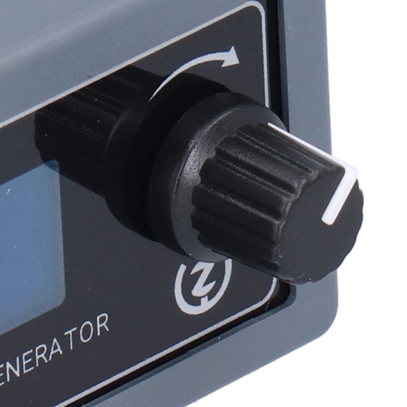 PWM Pulse Generator Large Display Range Soft Start LCD Display
