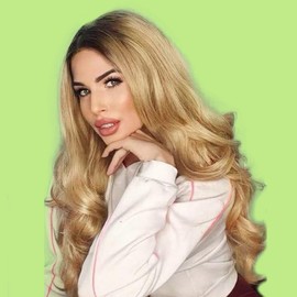 Strawberry Front Lace Perücken für Frauen gefärbt Blond Frontal Perücke Ombre lange Haare Kleberlos Synthetische Blond Perücke Lace Front Blonde Curly Echthaar Perücken Drag Queen Cosplay Täglich Trag