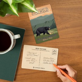Gatlinburg, Tennessee, Great Smoky Mountains National Park, Bear and Mountains (4x6 Birch Wood Postcards, 2-Pack Stationary, Rustic Home Wall Decor)