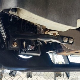 KUAFU Front LH & RH Bumper Bracket Compatible with 2003-2007 Chevy Silverado 1500 Avalanche & 2003-2007 GMC Sierra 1500 Replacement for 15184117 GM1067159 15184116 GM1066159 Set of 2