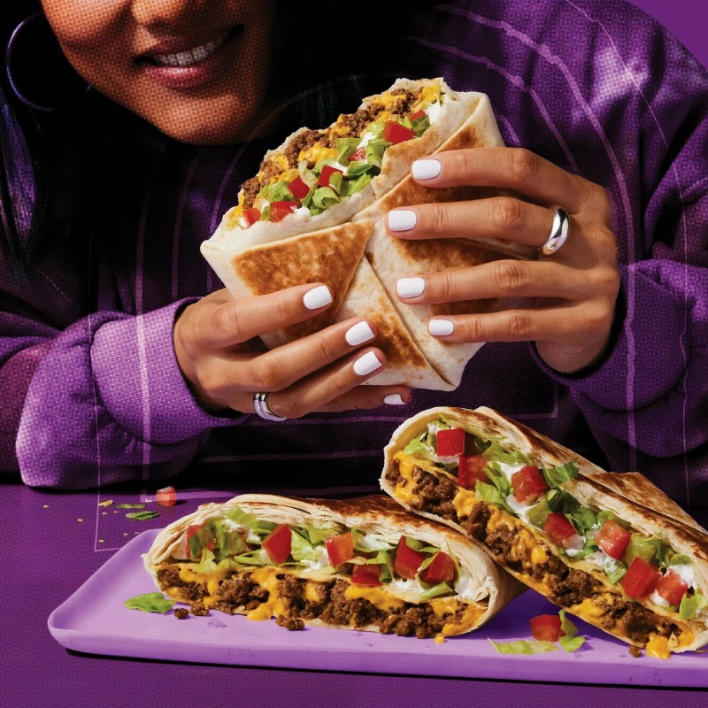 Taco Bell Crunchwrap Supreme cravings Kit, 22.6 Oz Box...