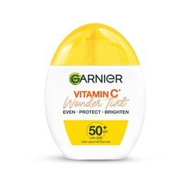 Garnier Vitamin C* Wonder Tint SPF50+, Light Shade, All-In-1 Tinted Fluid, Even, Protect and Brighten Skin, 5% Vitamin C*, Niacinamide, Glycerin - 40ml