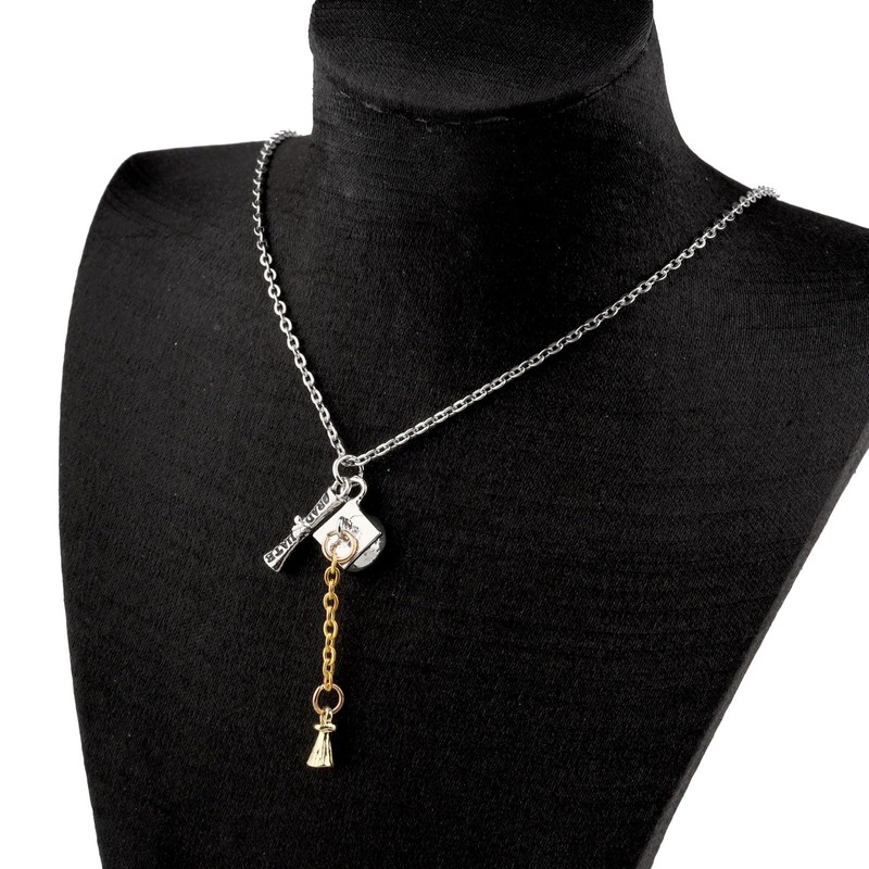 BNQL Graduation Necklace Graduation Gifts Class of 2025 Graduation Gifts