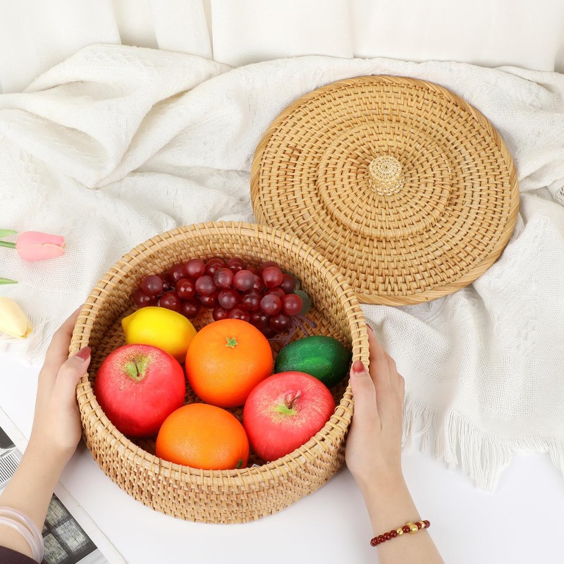 IGNPION Rattan Storage Basket with lid Table Decorative Wicker Storage