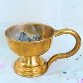 Traditional Brass Dhoop Dani and Kapur Dhoop Dani 7" inch with Handle for Home Purifying for Home, Offices & Temples Puja,Hawan Pure Brass Incense Holder - Perfect for Gifting & Home Decor