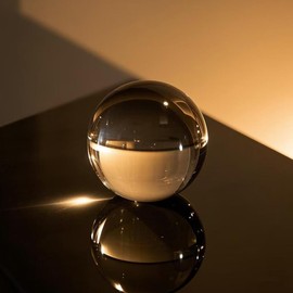 LQCMFSB 3.94-Inch Crystal Glass Sunset Gradient Display Ball, Decorative Desktop Ornament