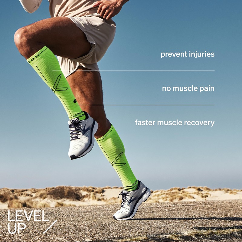 STOX Energy Socks, Men's Running Socks, Compression Class 23-32 mmHg,