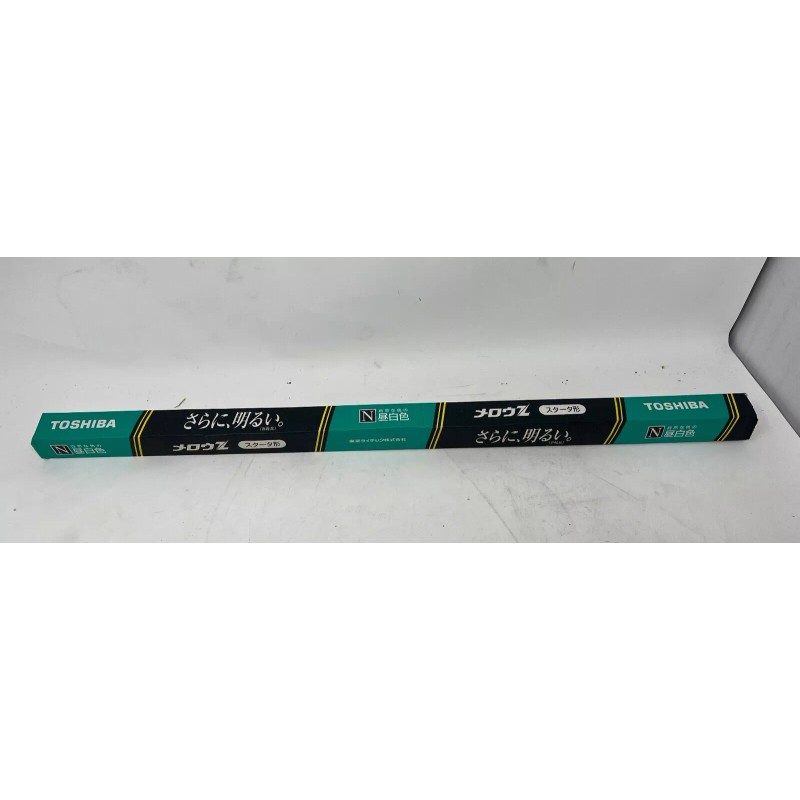 Toshiba FL20SS-EX-N/18 Fluorescent Bulb - new old stock