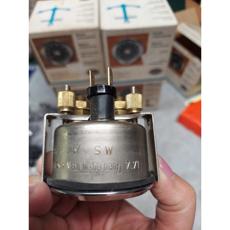 VDO #1914 Illum. Marine Alternator 60 - 0 - 60