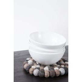 myfelt Néla Felt Ball Pot Rest Round Virgin Wool – Natural, Ø 20 cm