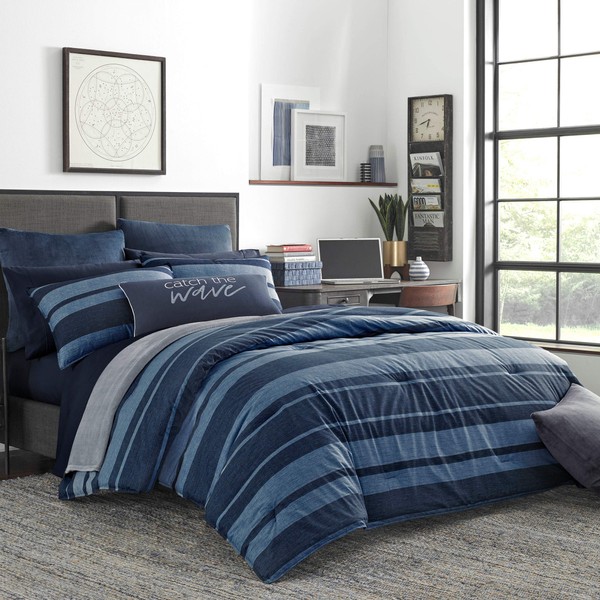 Nautica - Queen Comforter Set, Cotton Reversible Bedding with Matching Shams, Stylish Home Decor (Longpoint Blue, Queen), Navy/Blue