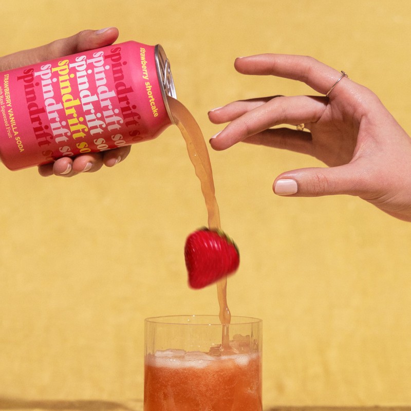Spindrift Soda "Strawberry Shortcake" Strawberry Vanilla Soda with Real Squeezed