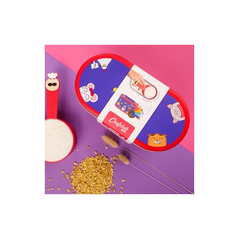 Chefclub Flour Can: This handy flour tin is designed for