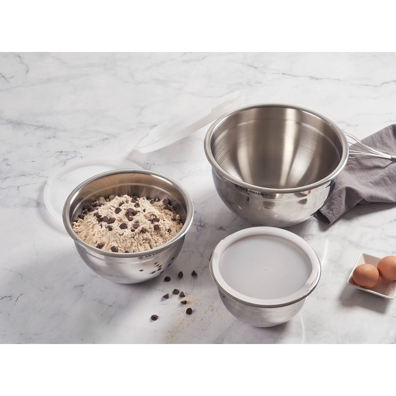 Le Creuset Set of 3 Nested Mixing Bowls w/Nonslip Silicone