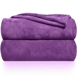 Gräfenstayn® Cuddly Blanket, Fluffy & Super Soft, High-Quality Fleece Blanket, Also Suitable as a Blanket, Bedspread, Sofa Blanket & Summer Blanket, Throw Blanket Sofa and Couch (Purple, 150 x 130 cm)