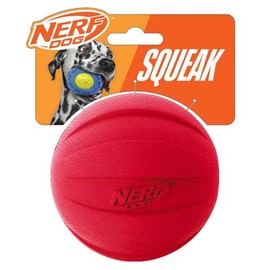 Nerf Dog Pelota de Goma para Perro con chirriador Interactivo, Ligero, Duradero y Resistente al Agua, diámetro de 4 Pulgadas para Razas Medias/Grandes, una Sola Unidad, Rojo