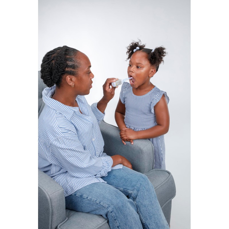 Safety 1st Safety 1st Light Up Tongue Depressor, Illuminates Mouth