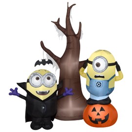 Gemmy Airblown Minions w/Tree and Pumpkin Scene Universal, 5.5 ft Tall, Multi