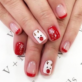 Christmas Press on Nails Short Square Fake Nails with Elk Designs Red French Tip False Nails Winter Snowflake Glue on Nails New Year Xmas Acrylic Nails for Women Girls Manicure Nail Decoration 24Pcs