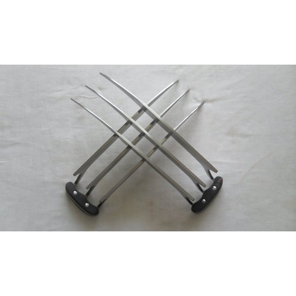 X MAN 2 Pcs Wolverine Claws High Quality of Refinement