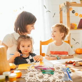 Fennoral 10 Pack Maple Leaf Wind Chime Kit Make You Own Maple Leaf Photo Frame Wind Chimes DIY Coloring Fall Craft Wooden Hanging Ornaments for Art Project Autumn Thanksgiving Decoration