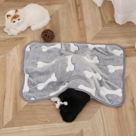 3 Pack of Pet Super Soft Blanket Outdoor Fluffy Dog Blanket Suitable for Kittens, Puppies, Guinea Pigs, Hamsters, Rabbits, and Small Animals Flight Blankets 23 "X 16"