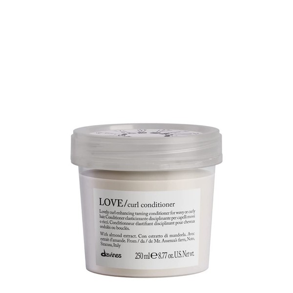 Davines LOVE Curl Conditioner | Curly Hair Conditioner for Hydrating + Elasticizing Curls | Great For Wavy and Curly Hair Types | 8.77 fl oz