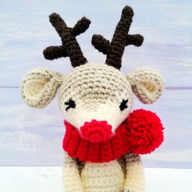 Reindeer Luxury Christmas Crochet Kit