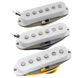 Musiclily Pro ST-60S Staggered Alnico 5 Single Coil Neck Middle Bridge Pickups Set 5.8K for Strat Style Electric Guitar, White