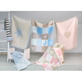 David Fussenegger Babydecke rosa mit Herz Motiv aus Baumwolle 70x90 cm flauschig weich