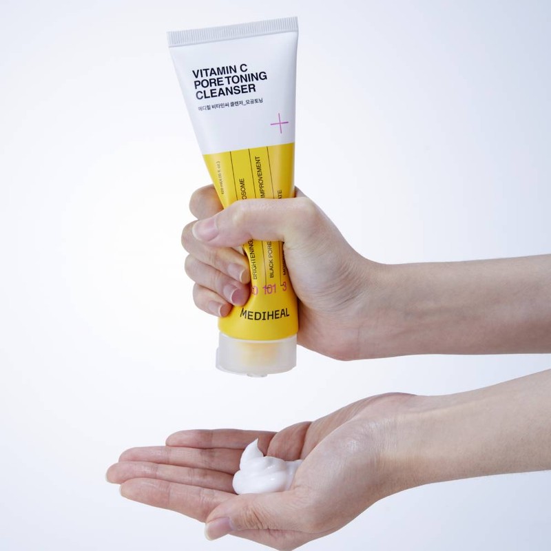 Mediheal Vitamin C Pore Toning Cleansing Foam 120ml, 2pcs