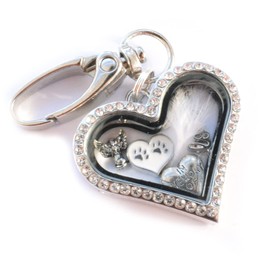 PAW Memorial Keyring. In Memory of a Pet. Cat, Dog, Rabbit. Diamonte Heart Sympathy Gift. Token Gesture for Mourning. Keyring Key chain.