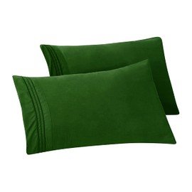 Elegant Comfort Solid Pillowcases 1500 Premium Hotel Quality Microfiber - Smooth Weave, Wrinkle and Stain Resistant, Easy Slip-On, 2-Piece Set, Standard/Queen Pillowcase, Hunter Green
