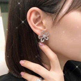 Allereya Vintage Crystal Flower Earrings Rhinestone Flower Dangle Earrings Silver Cz Flower Stud Earrings Hollow Flower Petal Earrings Jewelry for Women and Girls