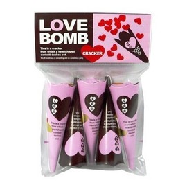 パーティーグッズ　クラッカー　LOVE BOMB ラブ ボム クラッカー ハート型　5個入