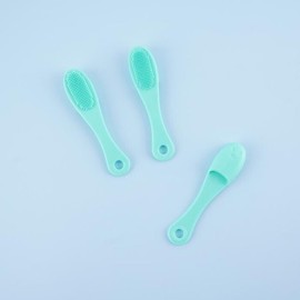 Cleansing brush, gentle cleansing, pore care, skin / 클렌징 브러쉬 부드러운 세정 모공 케어 피부