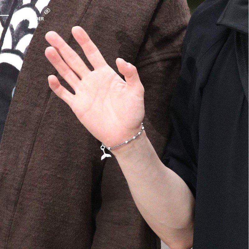 [LIBERTY-M] SUGA Bracelet, Whale Tail, Ball Chain, Sags, Popular Accessory
