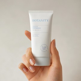 Botanity (스킨케어 올인원) 아쿠아핏 선 에센스 SPF 50+ PA++++ (Skincare All-in-One) Aqua Fit Sun Essence SPF 50+ PA++++
