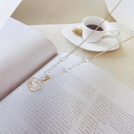 Dainty Pearl Camellia Flower Gold Plated Choker Necklace for Women Elegant Stainless Steel Floral Flower Pendant Necklaces for Mom Her Bff Adjustable ChainFashion Jewelry Birthday Gift