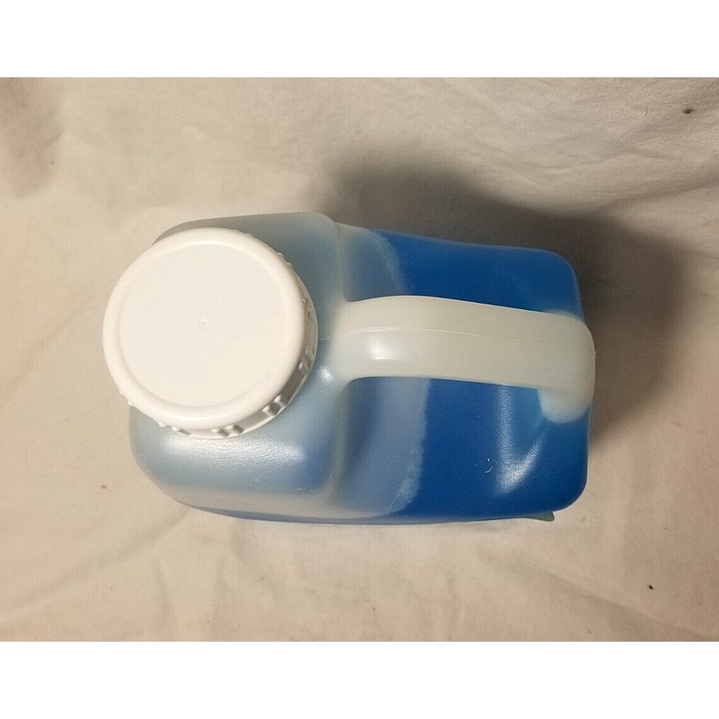 Squeaky 1 gal Squeaky Concentrate Commercial Residential Hardwood Floor Cleaner