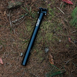 Funn Crossfire Bike Seat Post, Length 400mm, Diameter 30.9mm, Aluminum Alloy AL6061, 3D Forged, One Piece Head and Shaft (Blast Black)