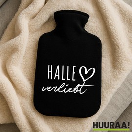 Huuraa Wärmflasche Halle verliebt Geschenk 1,8 Liter Black Classic Veloursbezug Halle Präsent
